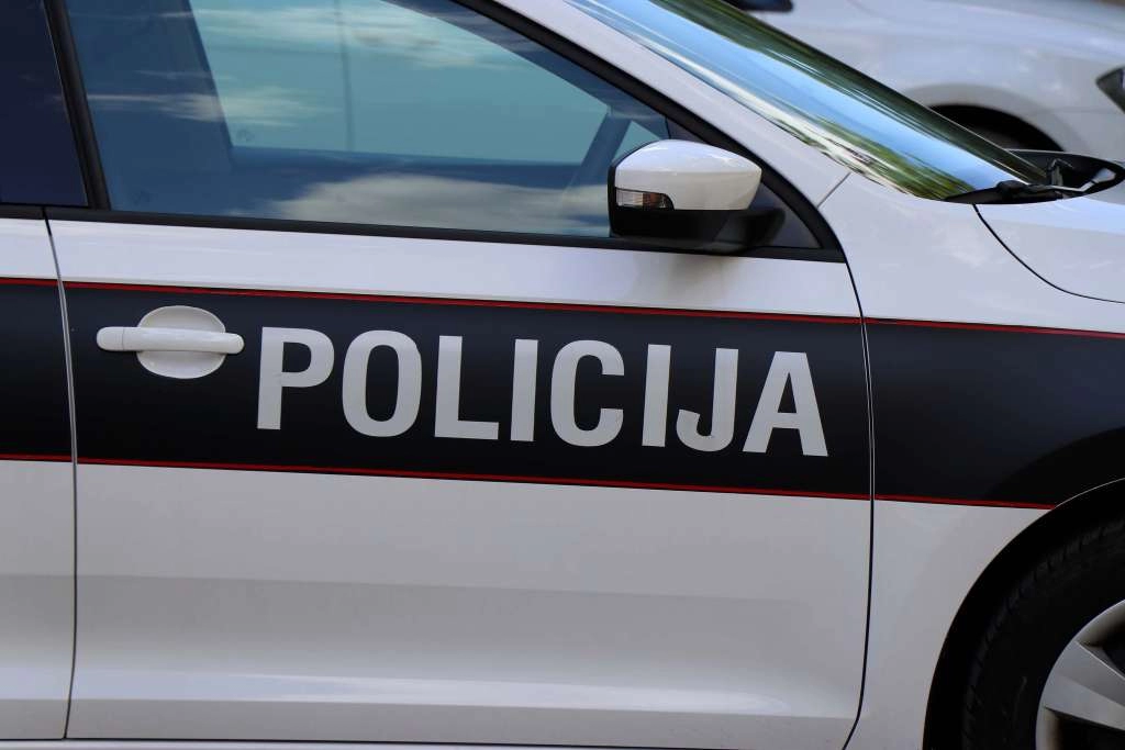U prometnoj nesreći u Jajcu poginuo 24-godišnjak